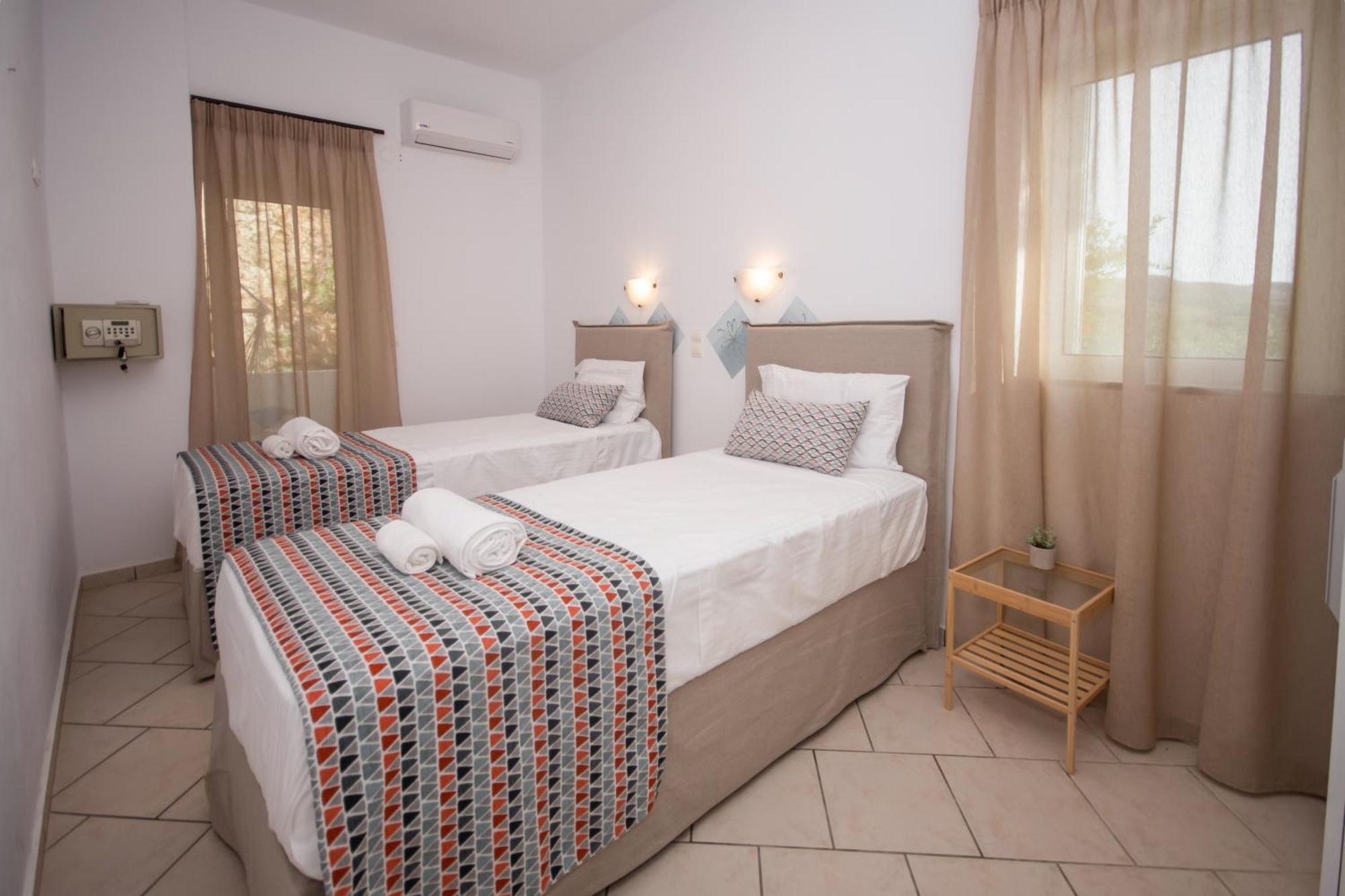 Infinity Wellness Boutique Hotel Afráta エクステリア 写真