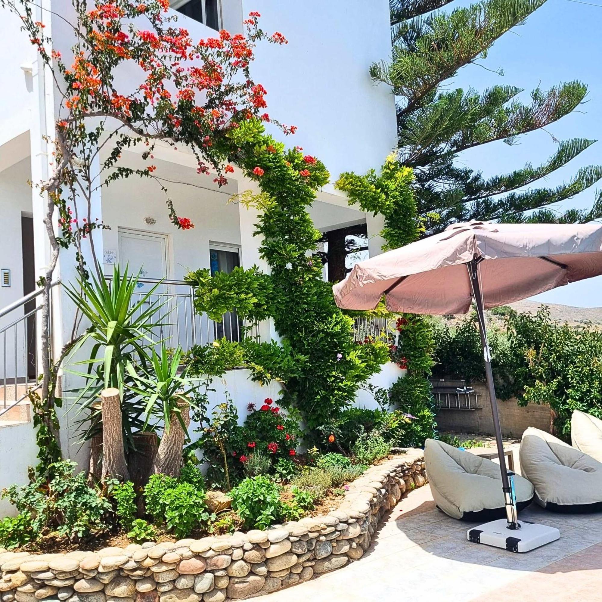 Infinity Wellness Boutique Hotel Afráta エクステリア 写真