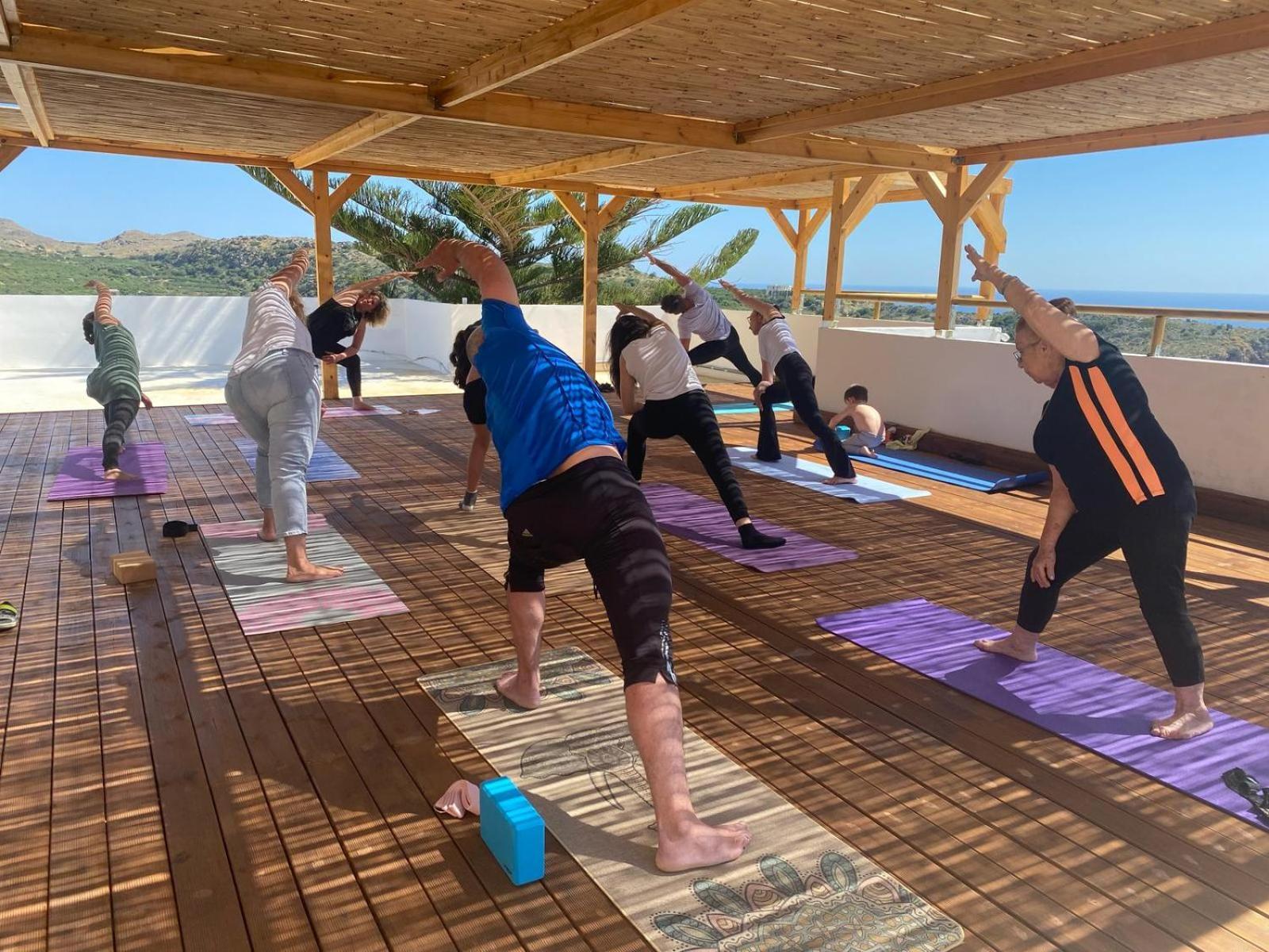 Infinity Wellness Boutique Hotel Afráta エクステリア 写真
